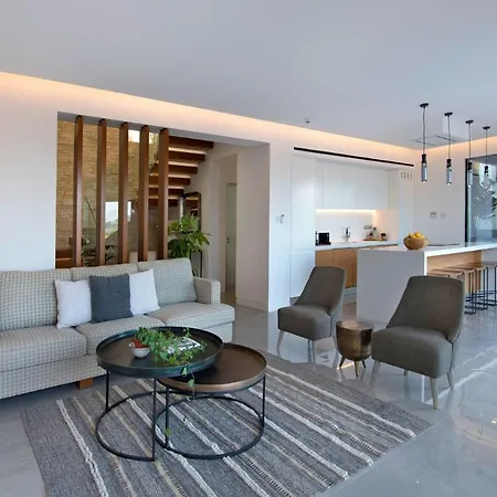 Villa Elea Silver *
